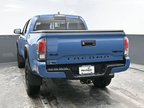 Used 2018 Toyota Tacoma SR image 5