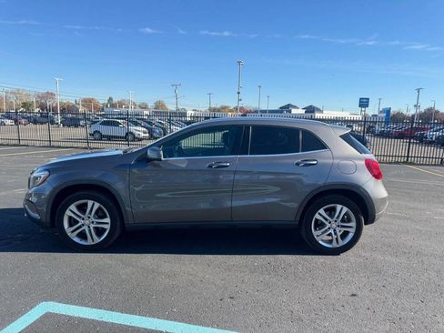 Used 2017 Mercedes-Benz GLA 250 4MATIC image 35