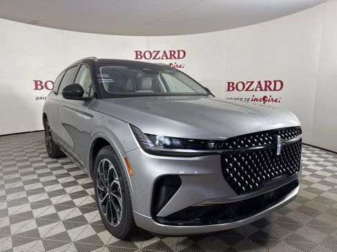 New 2026 Lincoln Nautilus Reserve image 1