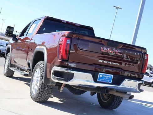 Used 2024 GMC Sierra 2500 SLT w/ SLT Premium Package image 3