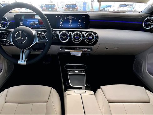 New 2026 Mercedes-Benz CLA 250 image 8