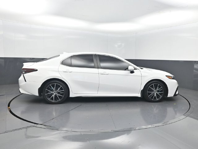 Used 2023 Toyota Camry SE FWD image 28