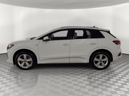Certified 2024 Audi Q4 e-tron Prestige AWD/4WD image 2