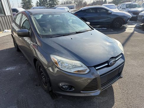 Used 2012 Ford Focus SE image 4