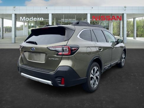 Used 2022 Subaru Outback Limited image 5