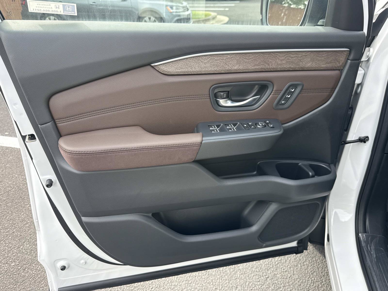 New 2026 Honda Pilot Elite image 18