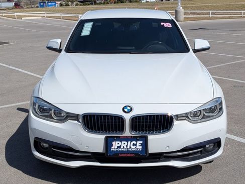 Used 2018 BMW 330e image 2