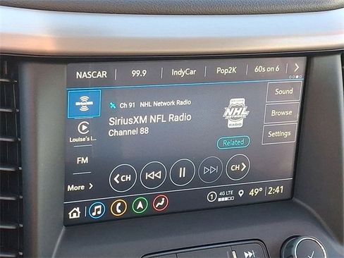 Used 2021 GMC Acadia Denali w/ Denali Ultimate Package image 13