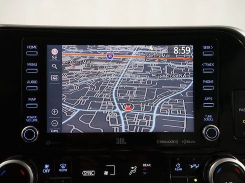 Certified 2021 Toyota Highlander Limited image 17