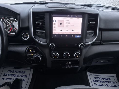 Used 2022 RAM 1500 Big Horn image 10