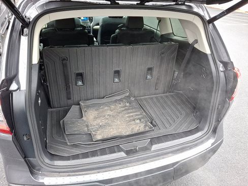 Certified 2022 Subaru Ascent Touring image 46