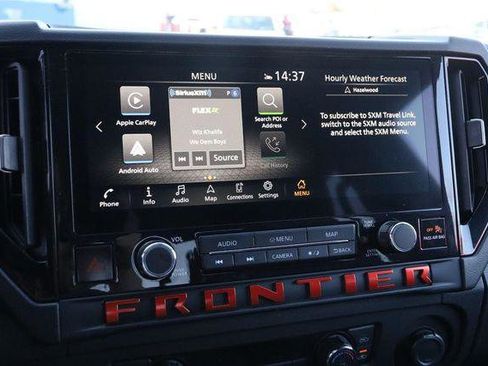 Used 2025 Nissan Frontier PRO-4X w/ Pro Premium Package image 17