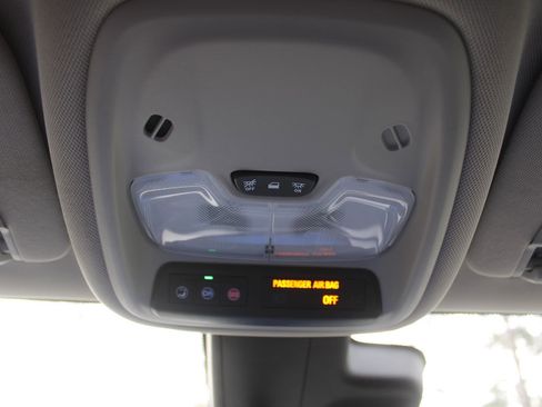 Used 2022 Buick Encore GX Select image 52