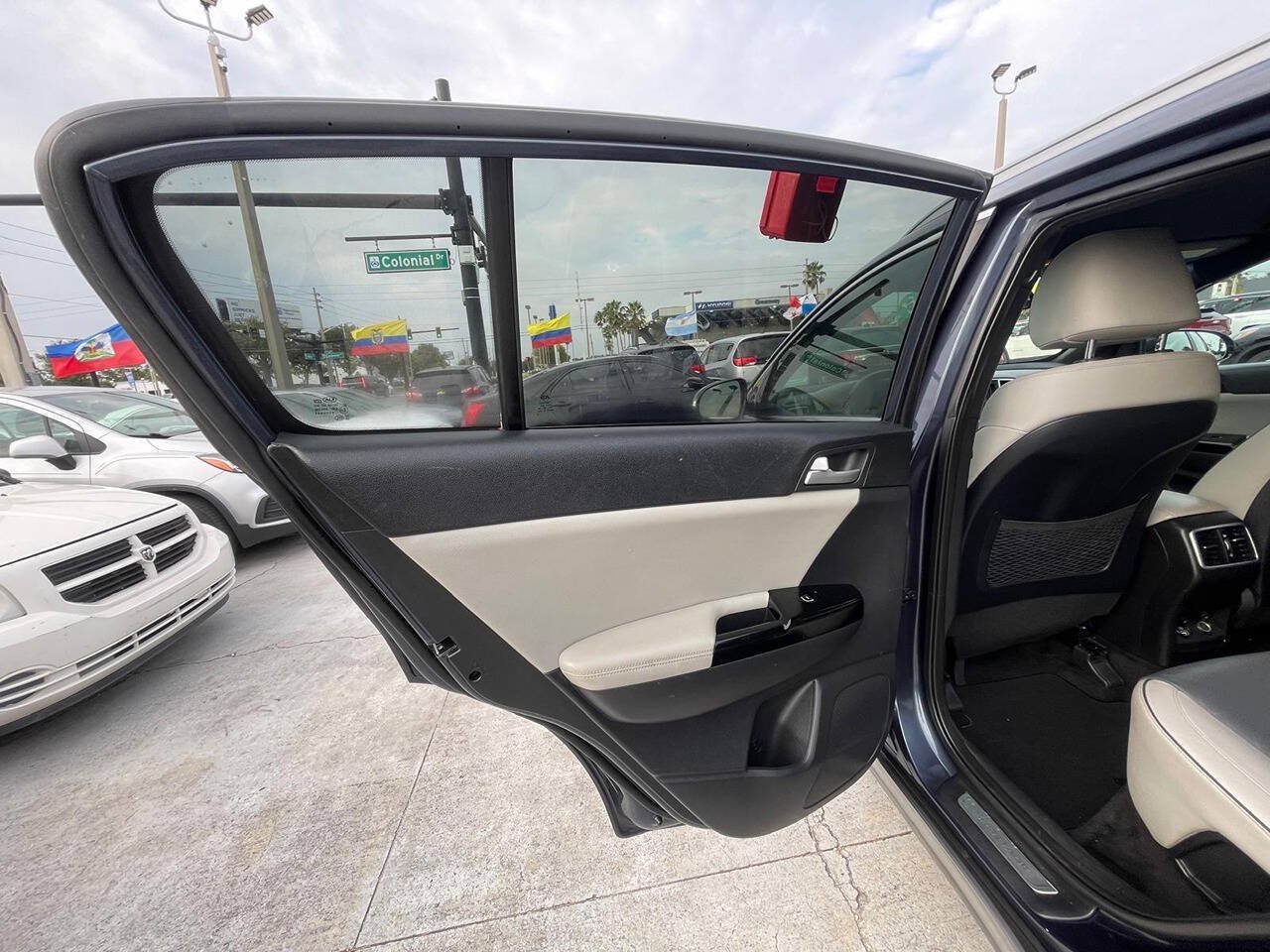 Used 2019 Kia Sportage EX w/ EX Sport Appearance Package FWD image 15