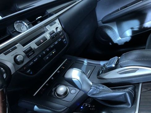 Used 2018 Lexus ES 350 image 30