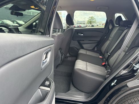 New 2026 Nissan Rogue SV AWD/4WD image 29