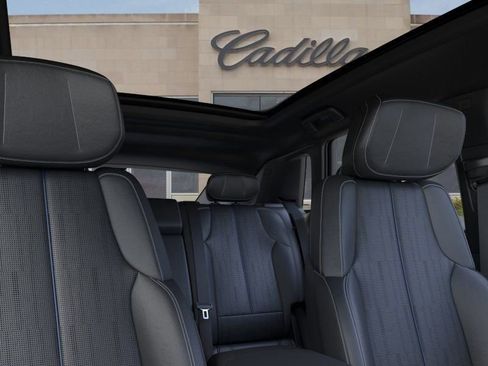 New 2026 Cadillac Lyriq Luxury image 24