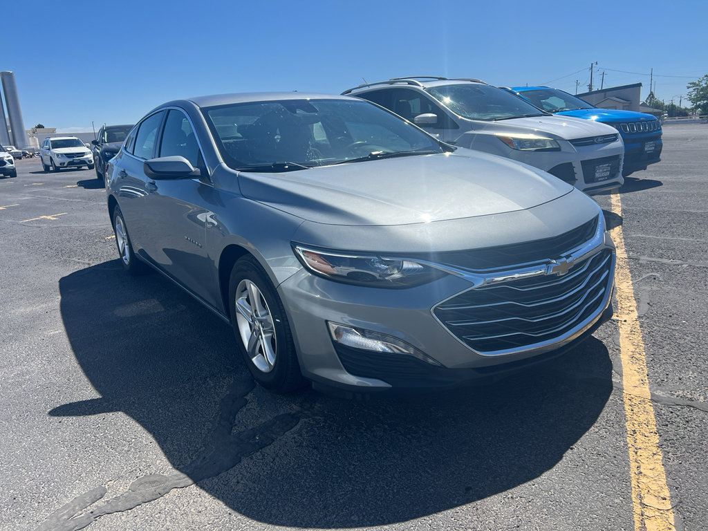 Used 2024 Chevrolet Malibu LT FWD image 1