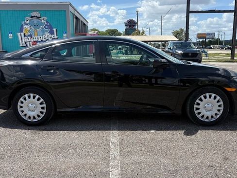 Used 2020 Honda Civic LX image 2