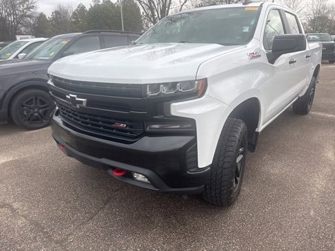 Used 2020 Chevrolet Silverado 1500 LT Trail Boss image 7