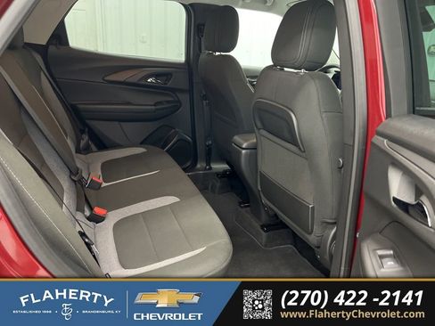 Used 2025 Chevrolet TrailBlazer LT image 13