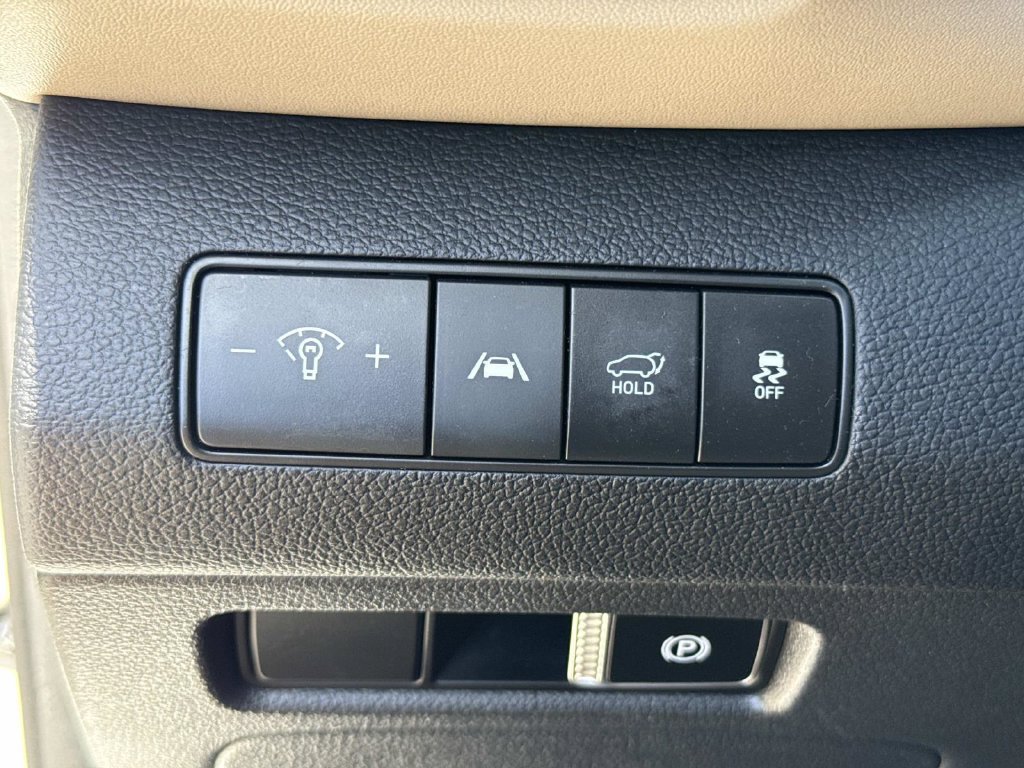 Used 2023 Hyundai Santa Fe SEL FWD image 40