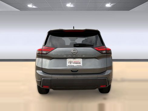 Used 2024 Nissan Rogue S FWD image 10
