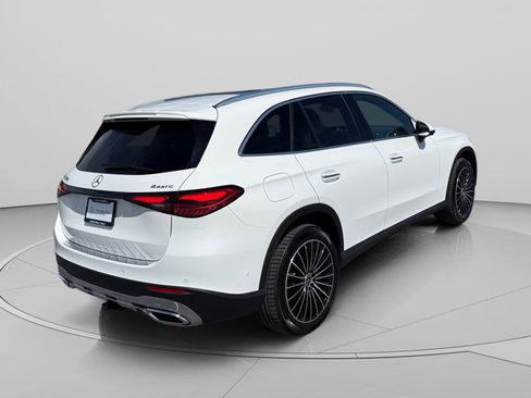 Certified 2026 Mercedes-Benz GLC 300 4MATIC image 5