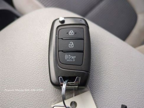 Used 2022 Hyundai Kona SE image 27