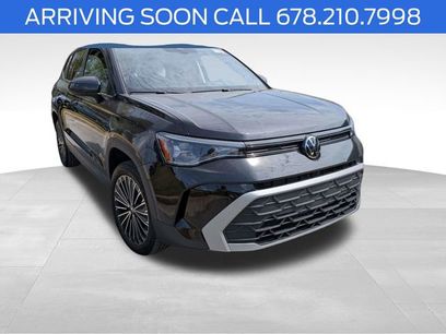 Used 2025 Volkswagen Taos SE