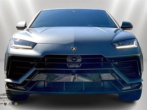 Used 2024 Lamborghini Urus Performante image 3