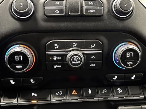 Used 2022 Chevrolet Silverado 1500 LT Trail Boss w/ LT Trail Boss Premium Package image 20