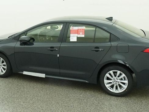 New 2026 Toyota Corolla LE FWD image 4