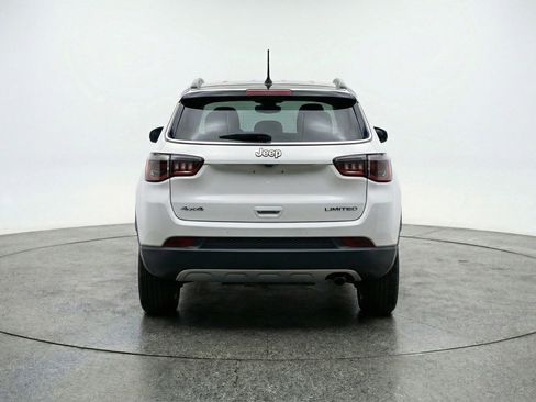 Used 2025 Jeep Compass Trailhawk AWD/4WD image 7