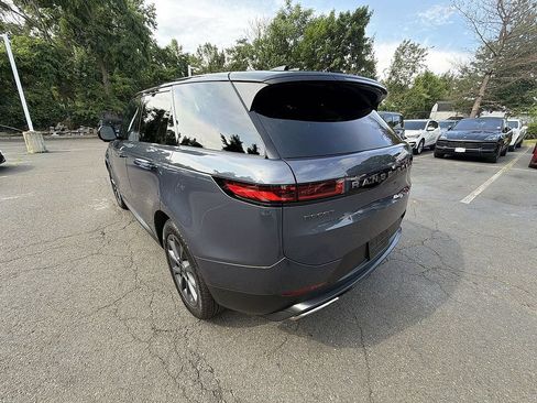 Used 2024 Land Rover Range Rover Sport SE AWD/4WD image 12