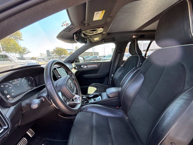 Used 2020 Volvo XC40 T5 R-Design AWD/4WD image 10