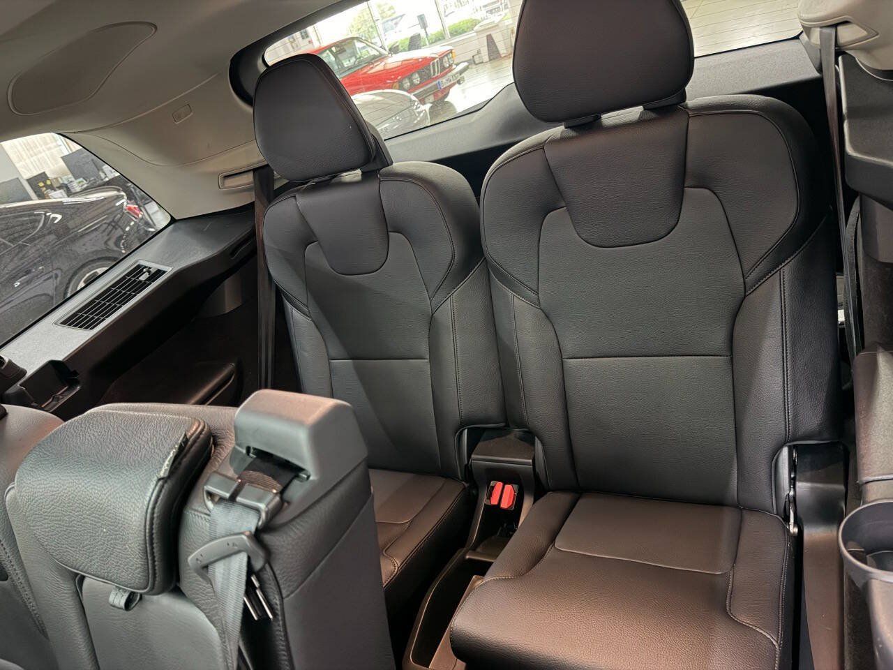 Used 2019 Volvo XC90 T6 Momentum AWD/4WD image 15