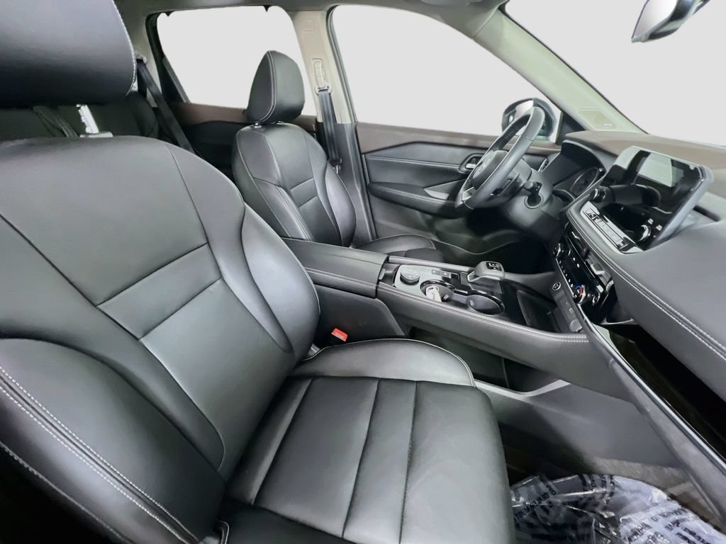 Used 2023 Nissan Rogue SL w/ SL Premium Package AWD/4WD image 32