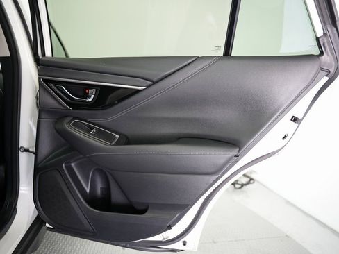 Used 2020 Subaru Outback Limited XT image 44