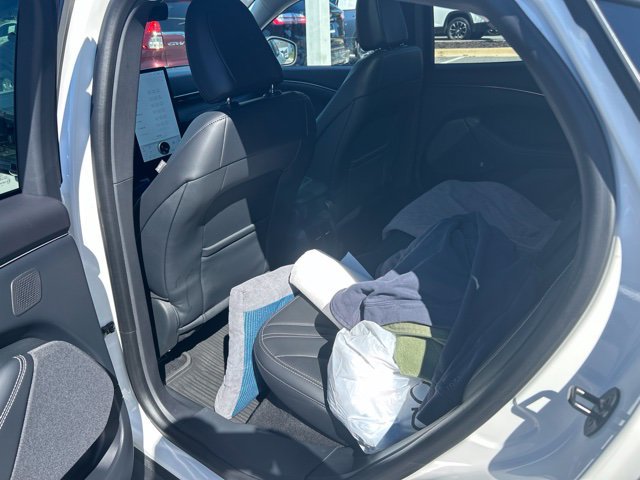 Used 2022 Ford Mustang Mach-E Premium RWD image 7