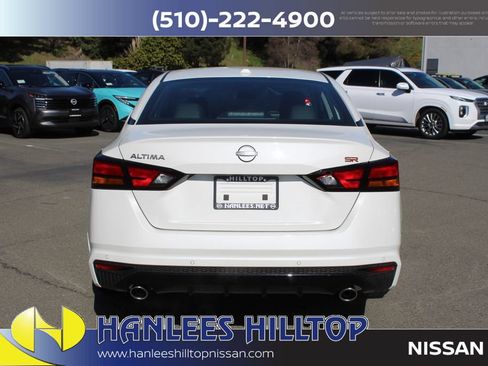 New 2025 Nissan Altima 2.5 SR FWD image 8