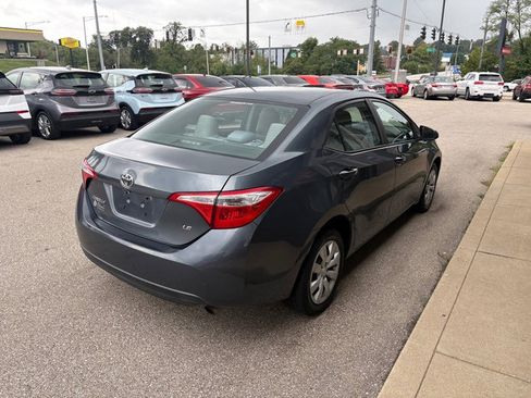 Used 2016 Toyota Corolla LE FWD image 6