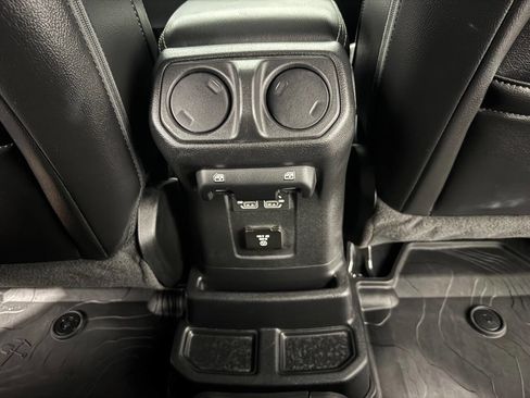 Used 2022 Jeep Wrangler Unlimited Sahara w/ Cold Weather Group image 29