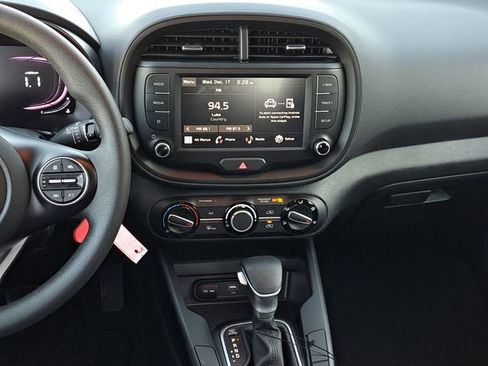 New 2025 Kia Soul LX image 21