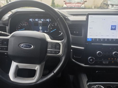 Used 2022 Ford Expedition XL AWD/4WD image 18