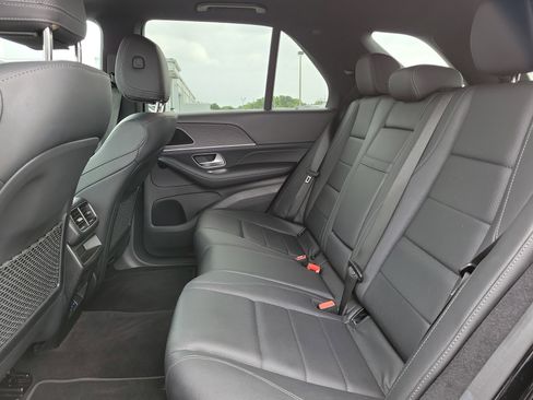 Used 2024 Mercedes-Benz GLE 350 4MATIC image 16