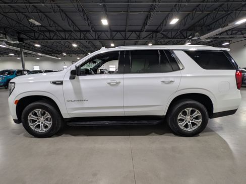 Used 2024 GMC Yukon SLE w/ Max Trailering Package image 6