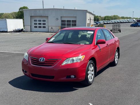 Used 2007 Toyota Camry XLE image 3