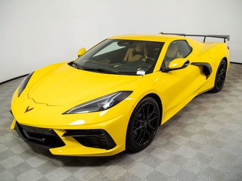 Used 2025 Chevrolet Corvette Stingray Premium Conv w/ 3LT image 31