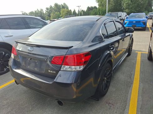 Used 2010 Subaru Legacy 3.6R Limited AWD/4WD image 5
